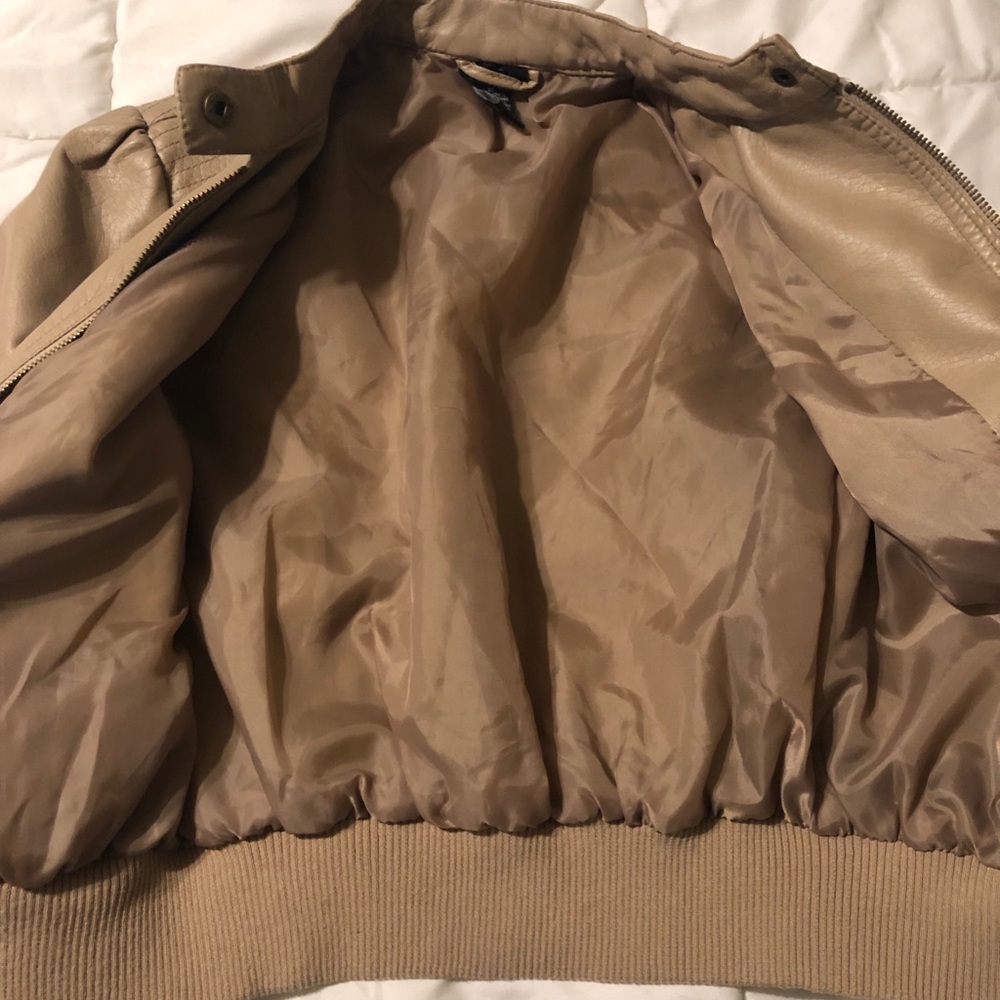 Jacket - Picture 2 of 3